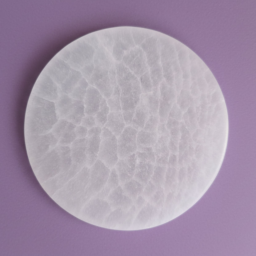 10cm Round Charging Plate -  Selenite