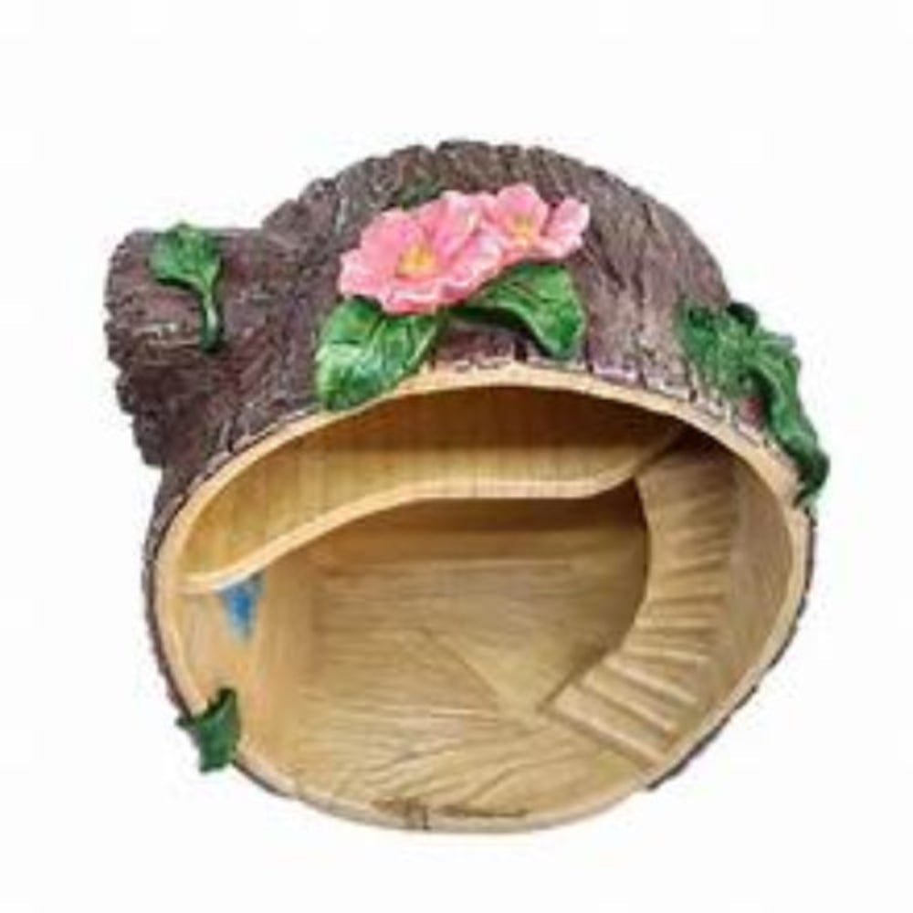 Two Story Log Cabin w/7 Piece Pack