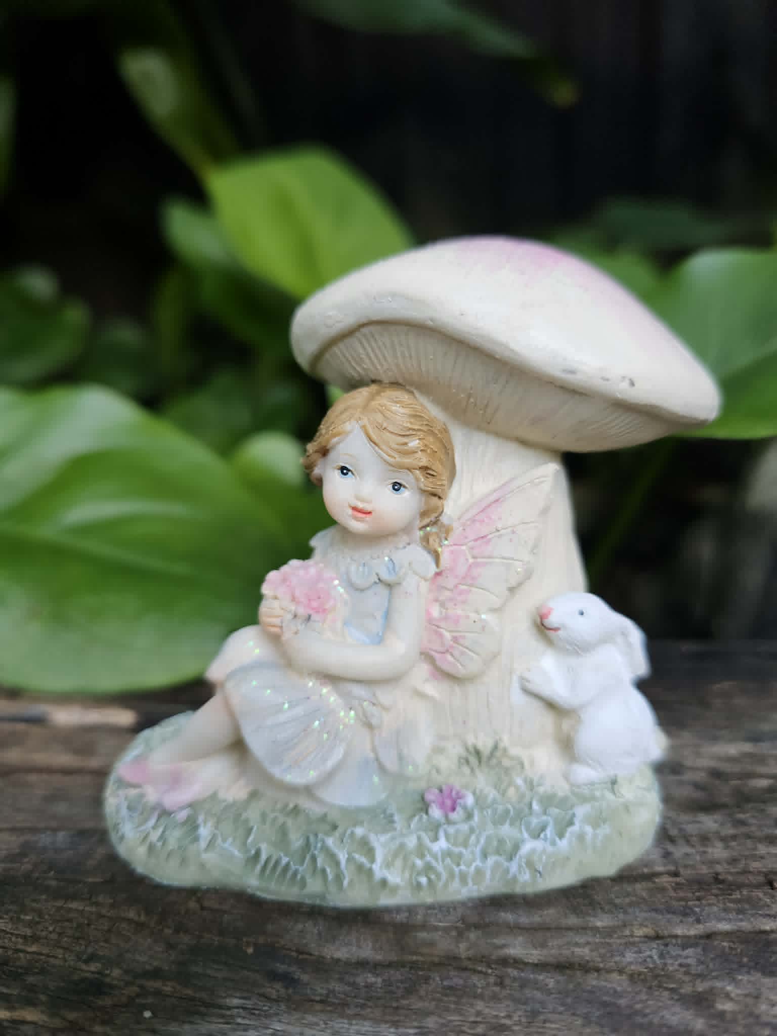 8cm Fairy W/Rabbit Under Mushroom