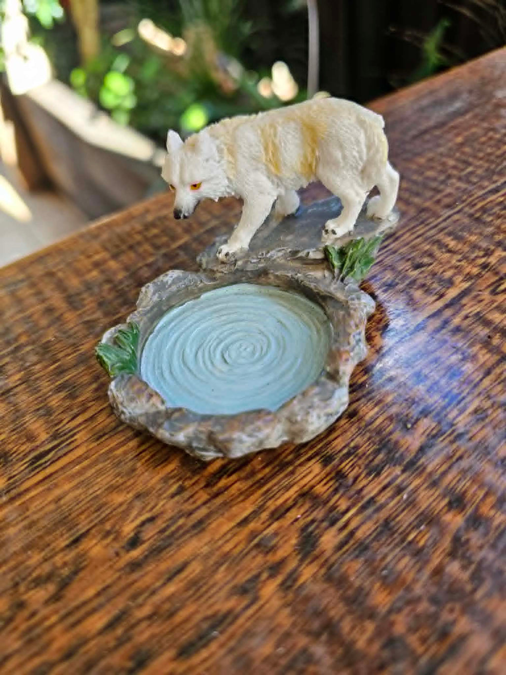 Wolf Tealight Holder