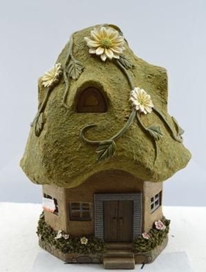 Moss Roof Solar Fairy House FD52